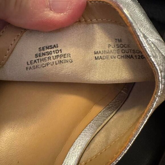 Steven by Steve Madden Sensai silver metallic Leather Upper slide sandals Size 7 - Picture 6 of 7